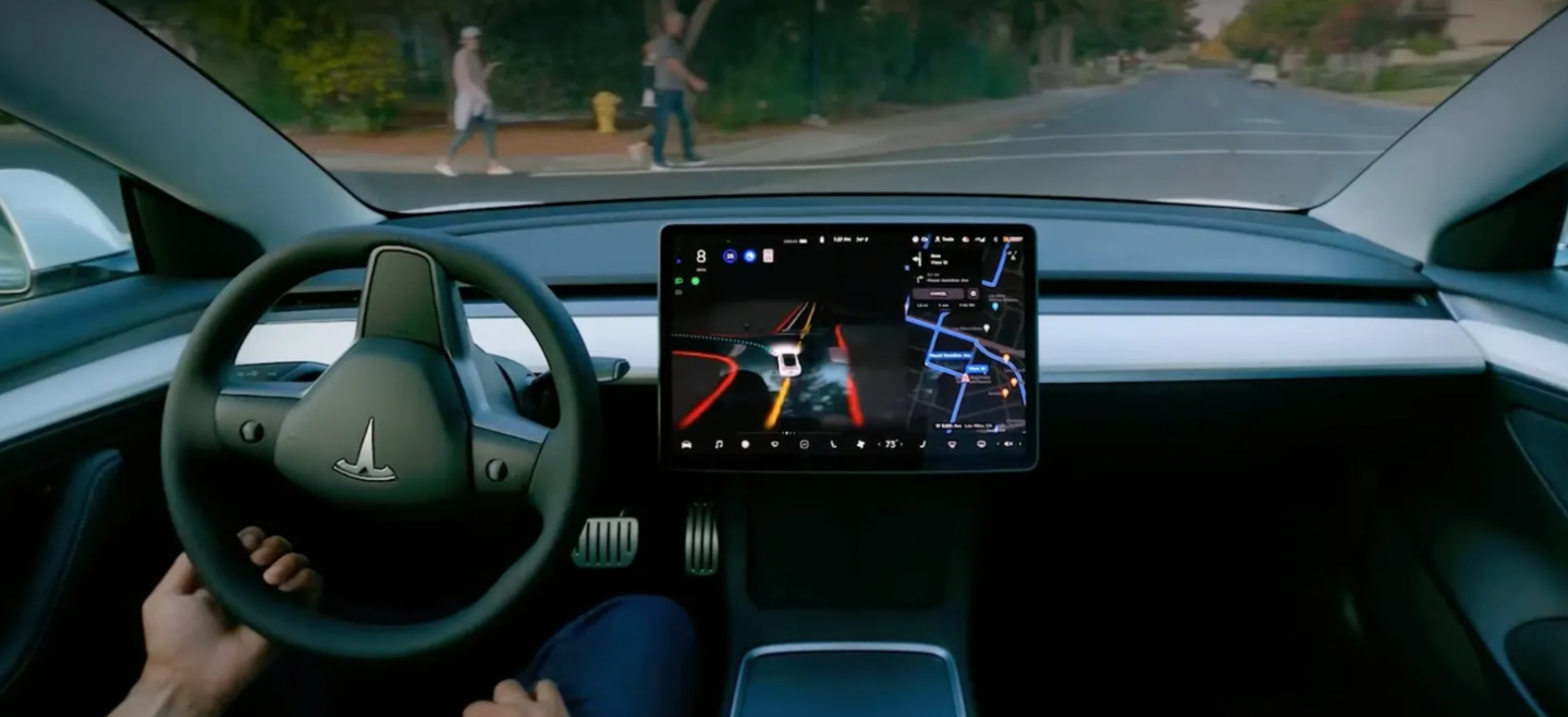 特斯拉全自动驾驶 FSD Beta 10.7 发布:缓解“幻影制动”问题