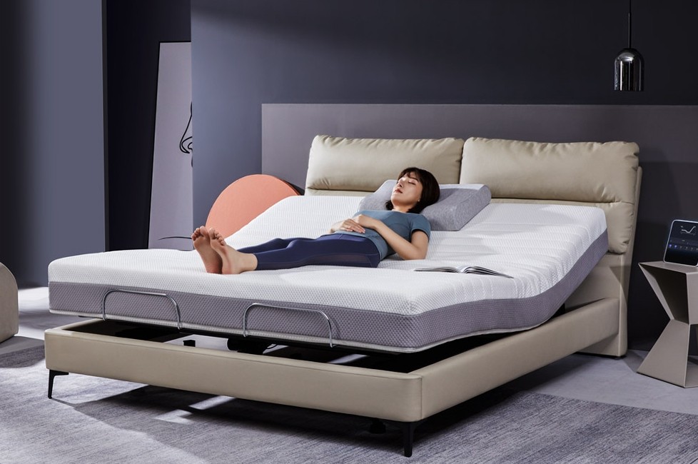 以眼光谋发展,全屋智能家居8H 智能电动床开辟趣睡新路程