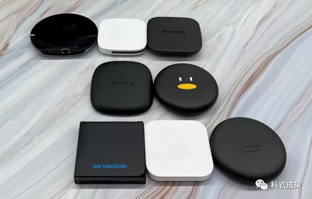 企鹅极光盒子 企鹅极光盒子