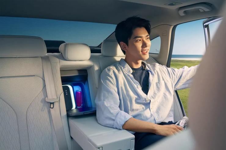 小鹏 P5 如何重新定义「智能家轿」?丨多维度对比评测