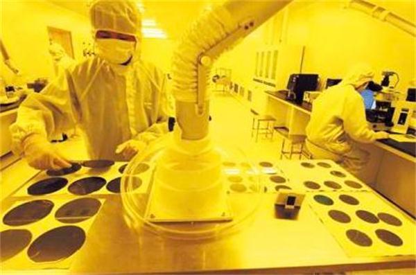 市场规模超570亿美元，芯片制造的基石，却被日本企业垄断全球
