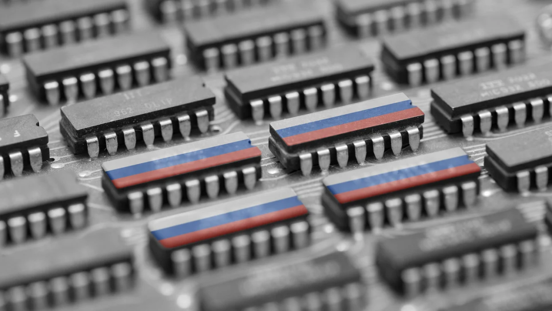 再放狠话!美商务部长:中企如向俄提供芯片,就制裁到关门