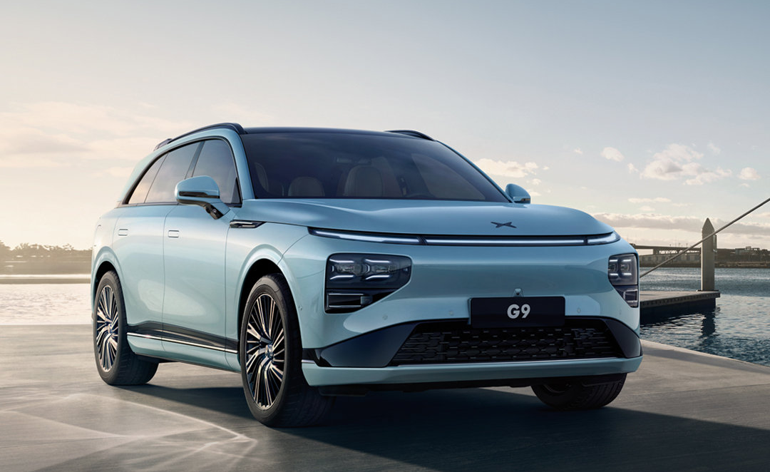 小鹏 G9