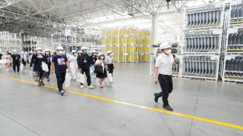 面向“工业4.0”时代，一汽用红旗繁荣工厂书写未来