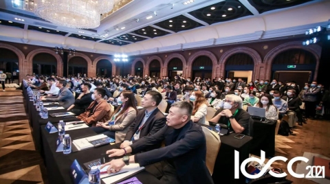 万国数据重磅发布第一代Smart DC，重新定义绿色智能数据中心