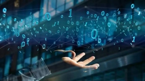 曹钟雄：“以大带小”加快企业数字化