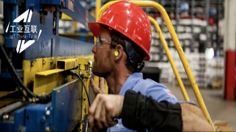 数字化转型的号角吹响，工业互联网是“核心战场”