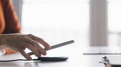 苹果、谷歌出手！NFC将迎来重磅升级：支持无线充电和手机收款