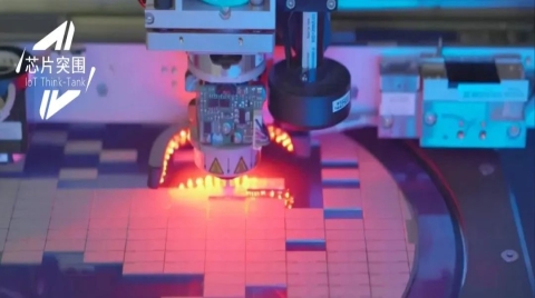 拳打ASML！俄罗斯自研超越EUV级别的光刻机是在“吹牛X”吗？