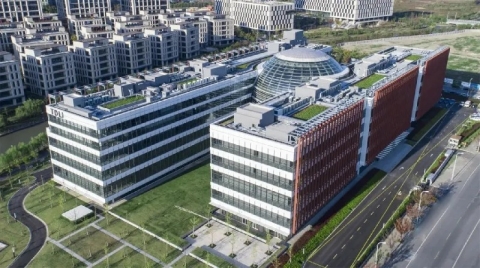 云拿AI智能无人店入驻李政道研究所：仰望星空，也要享受生活