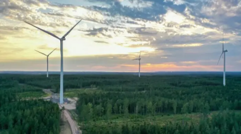 亚马逊正在扩大其在美国和欧洲的风能和太阳能项目规模