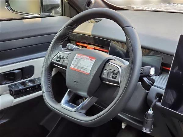 捷途全新SUV内饰曝光 华为鸿蒙智能座舱装车 捷途全新SUV内饰曝光 华为鸿蒙智能座舱装车