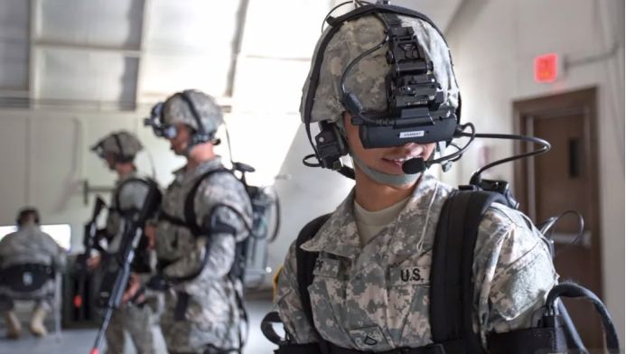 美国陆军虚拟技术进行训练