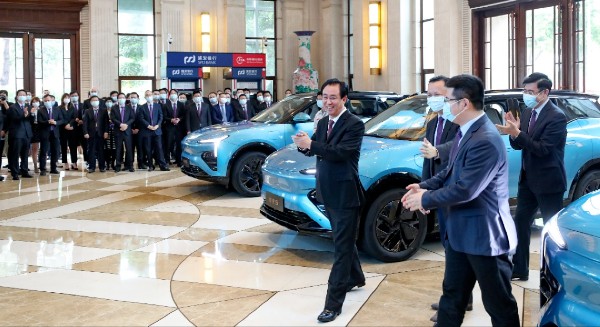 网传恒大汽车10小时盲定5万台 网传恒大汽车10小时盲定5万台