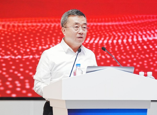 中国一汽董事、党委副书记王国强先生致辞 中国一汽董事、党委副书记王国强先生致辞