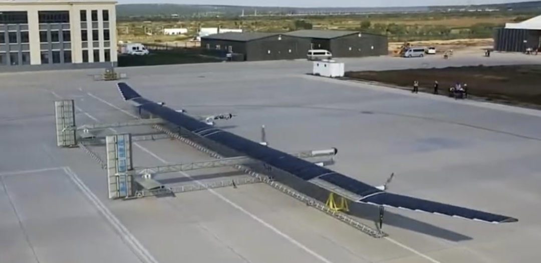 我国首个纯太阳能无人机首飞成功 我国首个纯太阳能无人机首飞成功